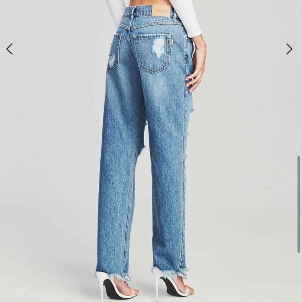 NWT Retrofete Women’s Maggie Distressed Low Rise Jean in Coast - Picture 3 of 10
